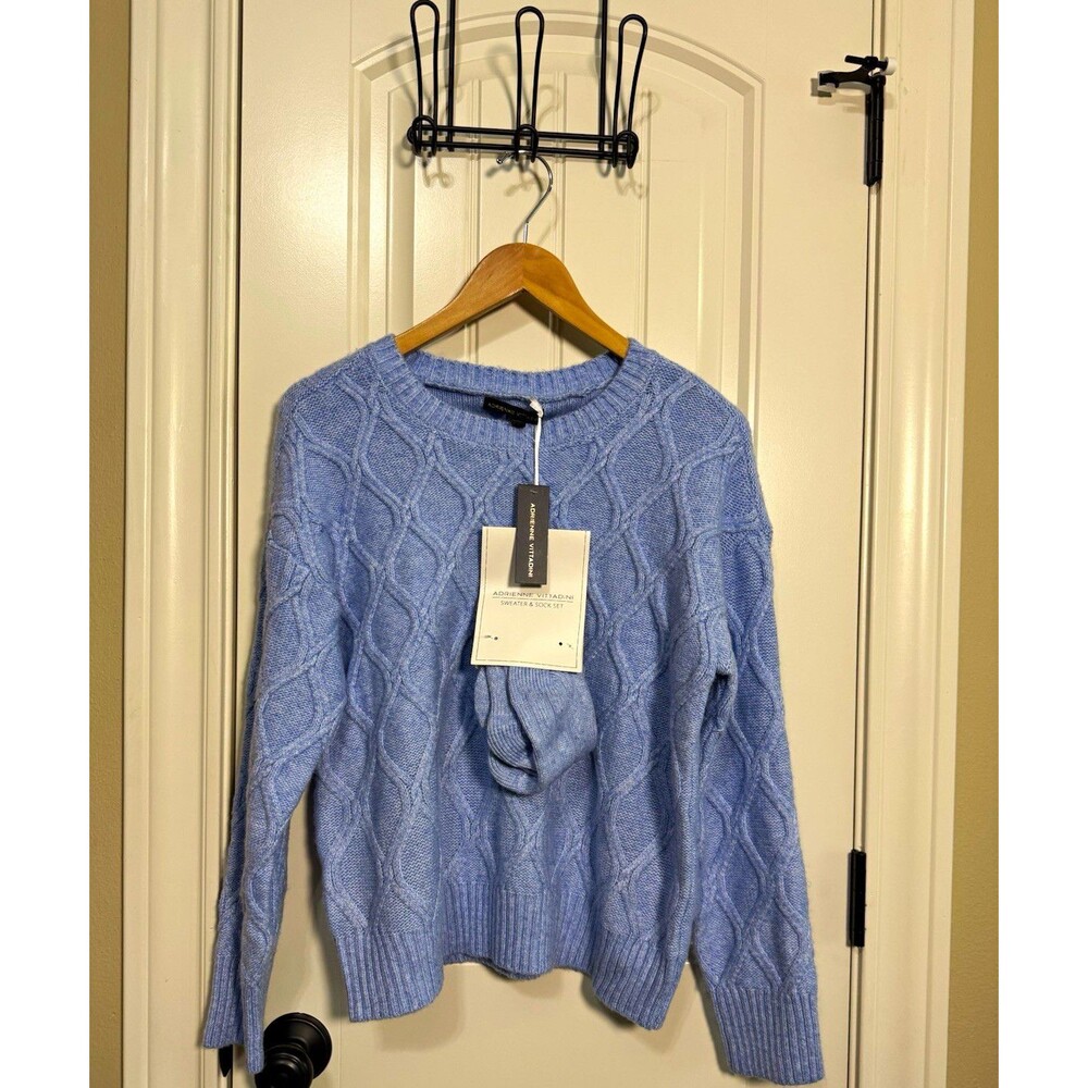 NWT Adrienne Vittadini Women L Blue Cable Knit Crewneck Sweater & Sock Gift Set